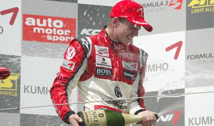 Nurburgring - Gara 1<br>Hulkenberg domina, Mortara KO