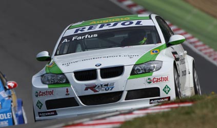 Brands Hatch, qualifica: Augusto Farfus ritrova la pole