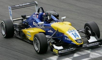 Assen, qualifica 1: Johnny Cecotto firma la prima pole