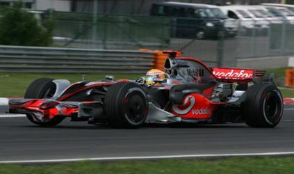 Budapest - Qualifica<br>Lewis Hamilton strapazza tutti