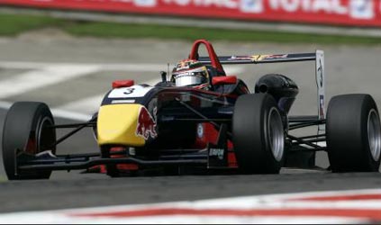 Spa, gara 2: successo di Hartley, Alguersuari tiene la leadership