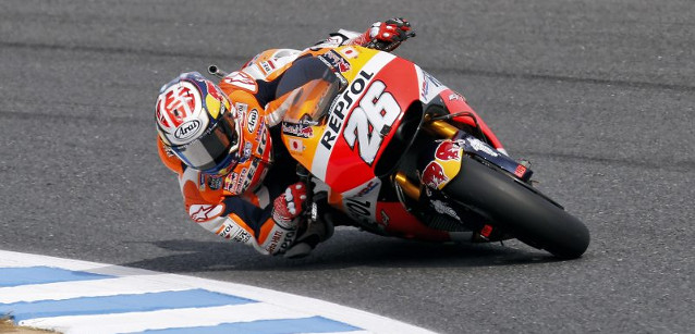 Caduta e infortunio per Pedrosa<br />Aoyama sulla Honda a Motegi