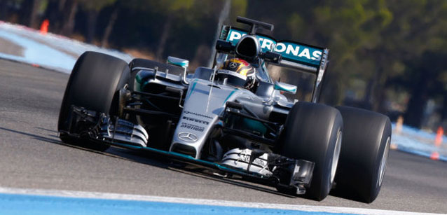 Mercedes e Red Bull<br />testano le Pirelli 2017