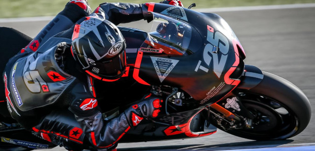 Test a Valencia, 1° giorno<br />Vinales subito davanti in Yamaha