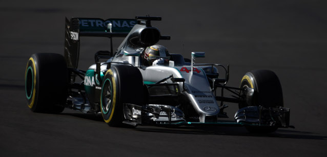 Yas Marina - Libere 1<br />Hamilton riprende la caccia