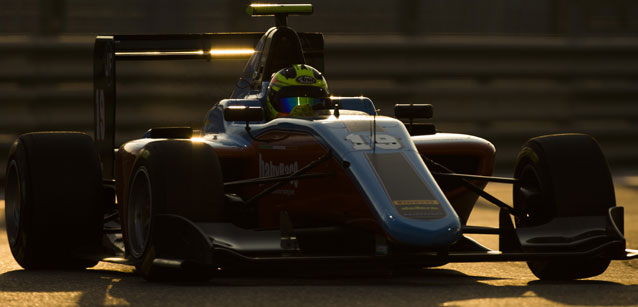 Yas Marina - 4° turno<br />Lorandi vola in cima alla classifica