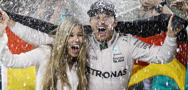 CLAMOROSO - Rosberg si ritira<br />E ora &egrave; caccia grossa al suo sedile
