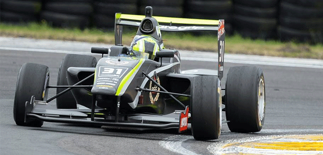 Il punto finale della F.Toyota<br />Norris rullo compressore