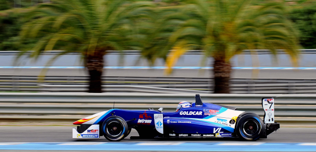 Jerez, 1° giorno<br />Menchaca apre la stagione