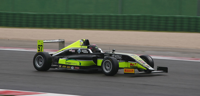 Misano, libere<br />Vieira apre le danze