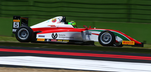 Imola, qualifica: Siebert e Schumacher in pole