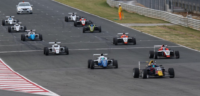 F4 spagnola a Navarra<br />Tre vincitori per il battesimo