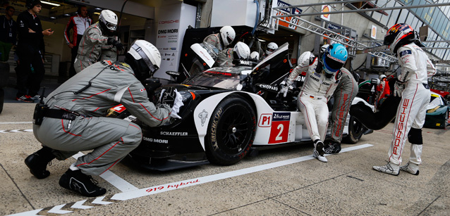 Le Mans - Qualifica 1<br />Porsche imprendibile con Jani<br />