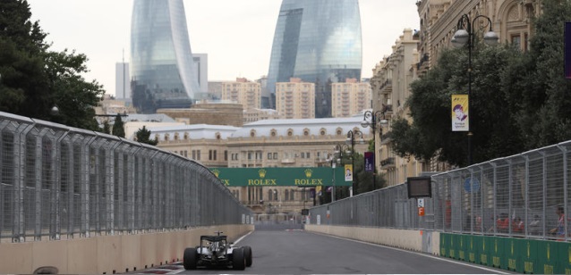 Baku - Libere 3<br />Hamilton prenota la pole