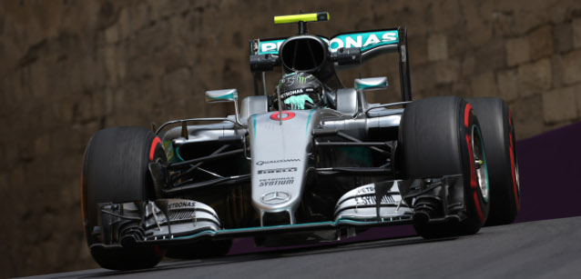 Baku - Qualifica<br />Pole Rosberg, Hamilton sbaglia