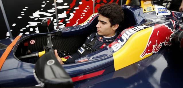 Camara ai test di Silverstone<br />con la Toro Rosso-Ferrari