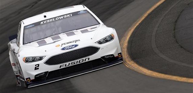 Pocono, qualifica<br />Keselowski guida la doppietta Penske
