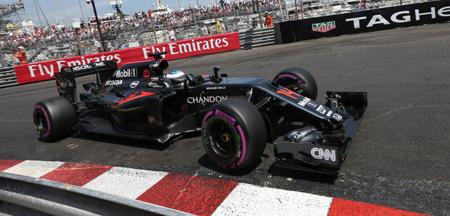 Alonso decider&agrave; il futuro nel 2017