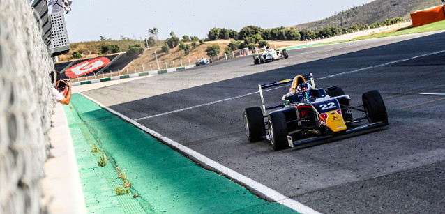 F4 spagnola a Portimao<br />Verschoor incontrastato