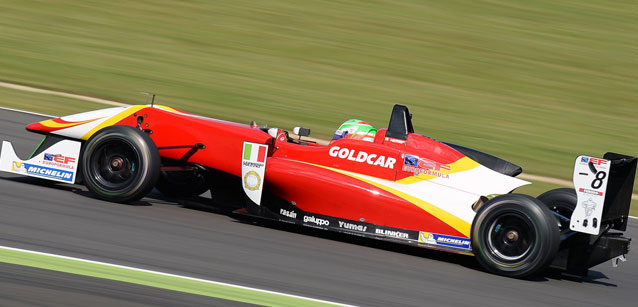 Silverstone - Gara 1<br />Pulcini ipoteca il titolo