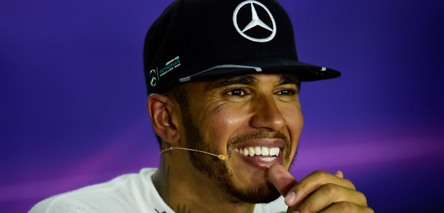 Hamilton preme per un altro titolo<br />"Nel 2017 sar&agrave; forse diverso"