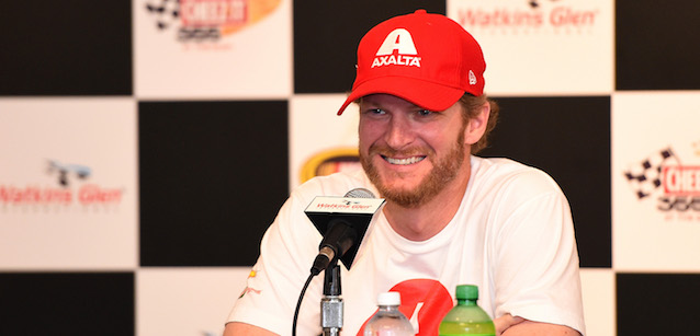 Earnhardt out per altre due gare
