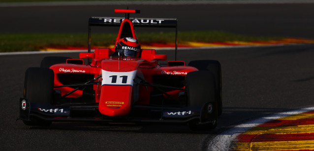 Spa, gara 2<br />Vince Aitken, Fuoco secondo