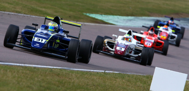 British F4 a Rockingham<br />Vincono Pull, Fielding e Fewtrell