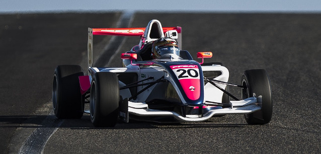 F4 France a Le Mans<br />Ye si laurea campione