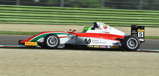 Imola, libere 2: Schumacher avanza