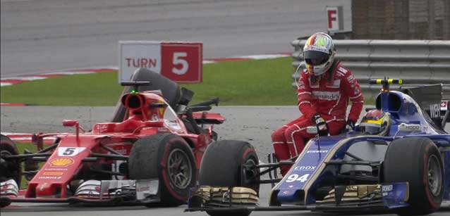 Beffa cambio per Vettel a Suzuka