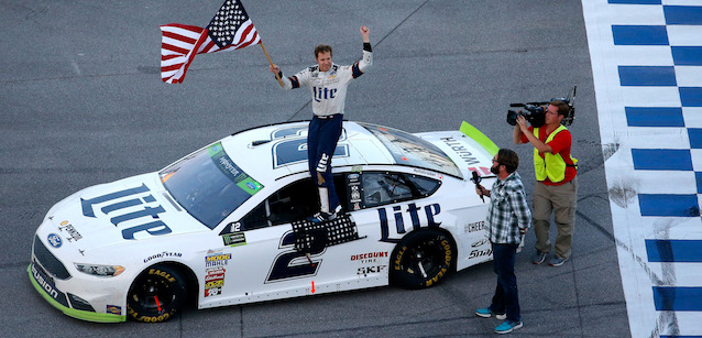 Talladega, gara<br />Keselowski vince il crash-festival