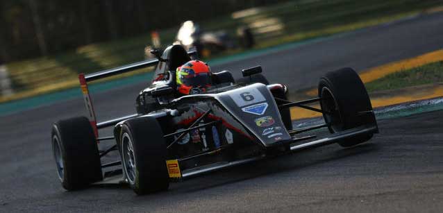 Monza, libere 1: Colombo al vertice