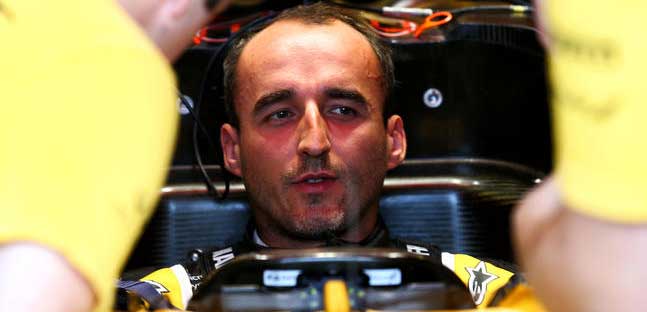 Kubica nei test Pirelli di<br />Yas Marina con la Williams