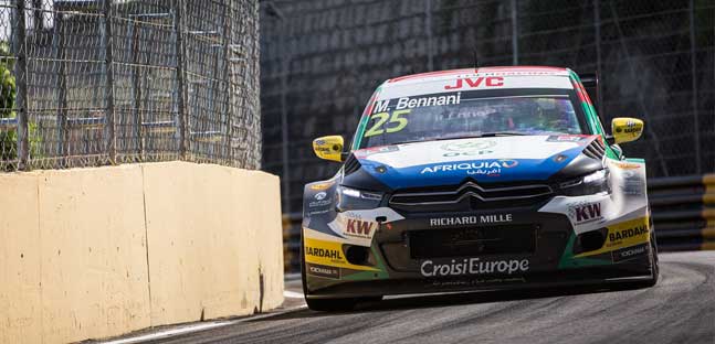 Macao, gara 1<br />Vince Bennani, Michelisz a muro<br />