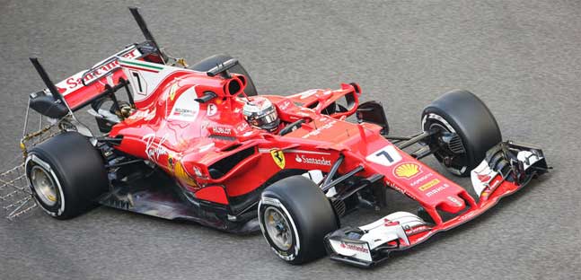 Yas Marina - 1° giorno<br />Raikkonen rimane al top