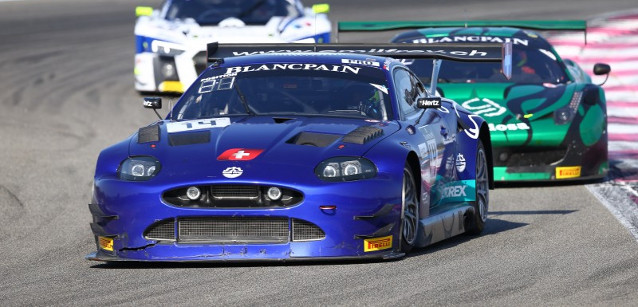 Ancora presenti le Jaguar di Emil Frey