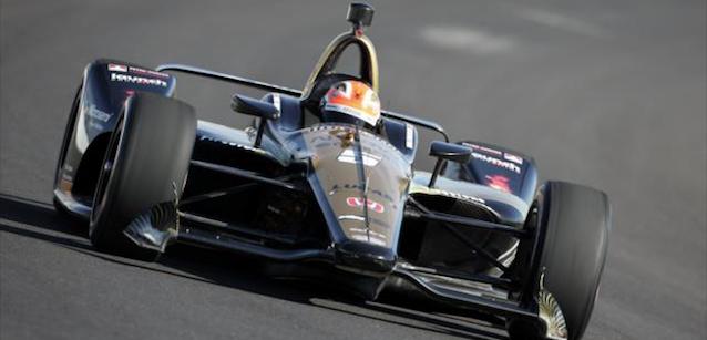 La situazione dell'IndyCar<br />Stop a Gommendy, Hinchliffe a muro