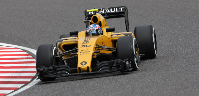 Hulkenberg cauto, Palmer ottimista<br />Pareri diversi sul 2017 Renault