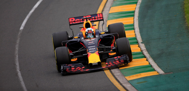 Per la Red Bull un venerd&igrave; <br />da terza forza