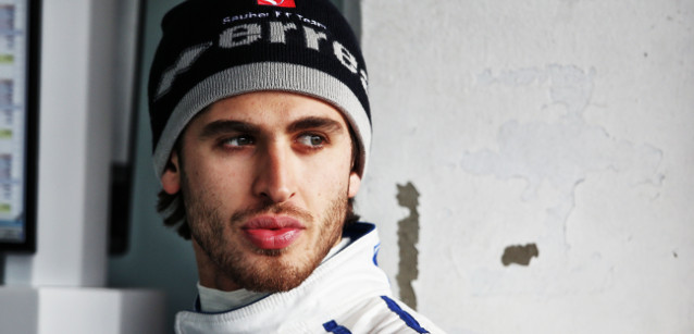 Giovinazzi corre il GP d'Australia<br />Wehrlein non ce la fa e si ferma