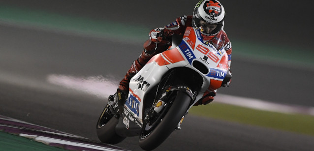 Lorenzo, inizio duro in Ducati<br />"Tanto lavoro da fare"