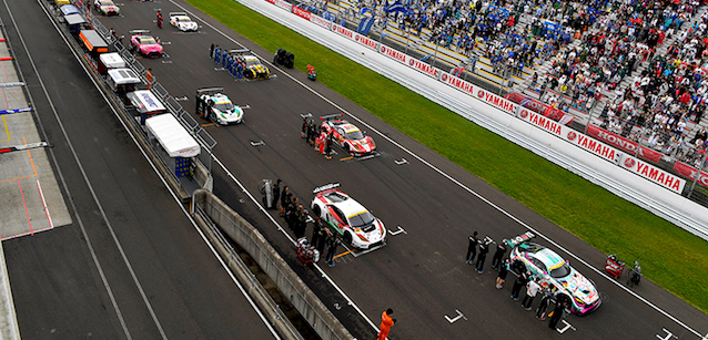 Una 10 ore GT3 e GT300 a Suzuka