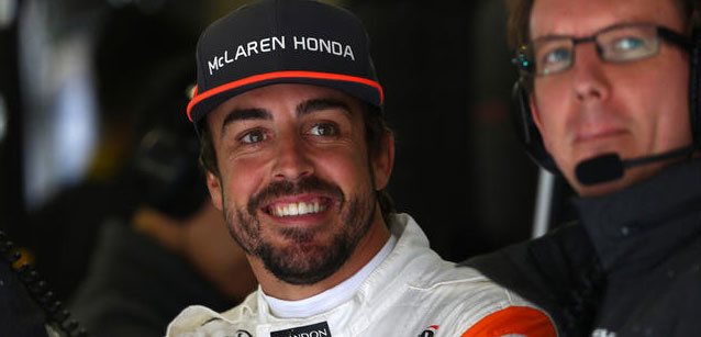 CLAMOROSO - Alonso alla 500 Miglia<br />con il supporto McLaren-Honda-Andretti