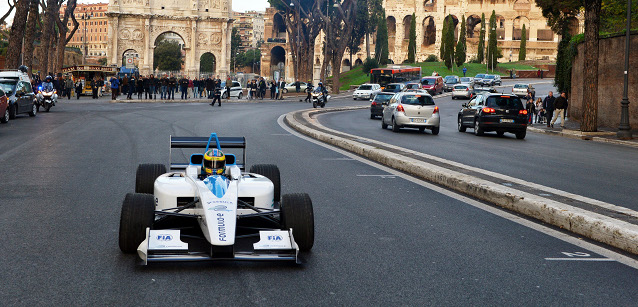 L'assemblea comunale approva<br />Via libera per la Formula E a Roma