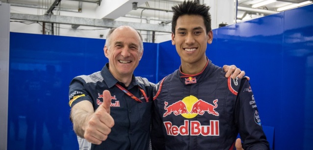 Jakarta impazzisce per <br />Gelael e Toro Rosso