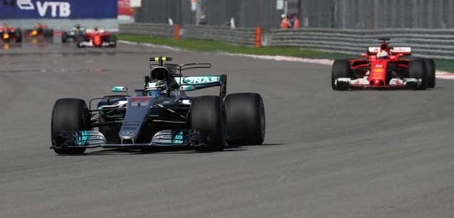 Sochi - La cronaca<br />Bottas in volata su Vettel