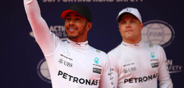 Hamilton e il giro perfetto<br />Bottas fa sempre pi&ugrave; paura