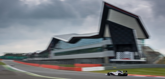 Silverstone, gare: Palmer allunga