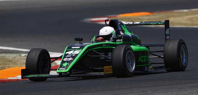 Vallelunga, gara 1<br />Rodriguez sorprende tutti